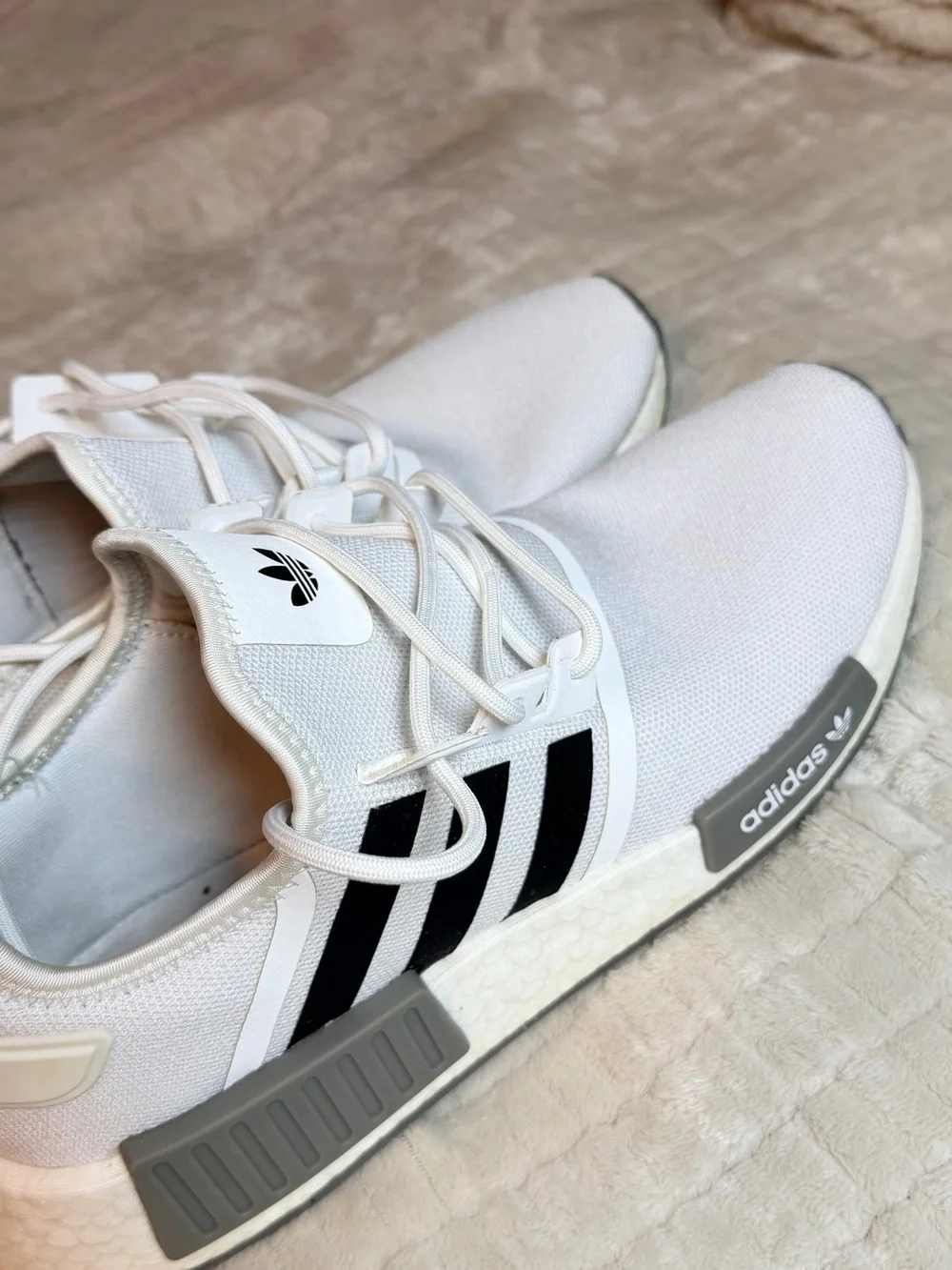 Adidas NMD_R1 Primeblue GZ9261 Cloud White Boost Sneakers Men’s 11 Athletic
